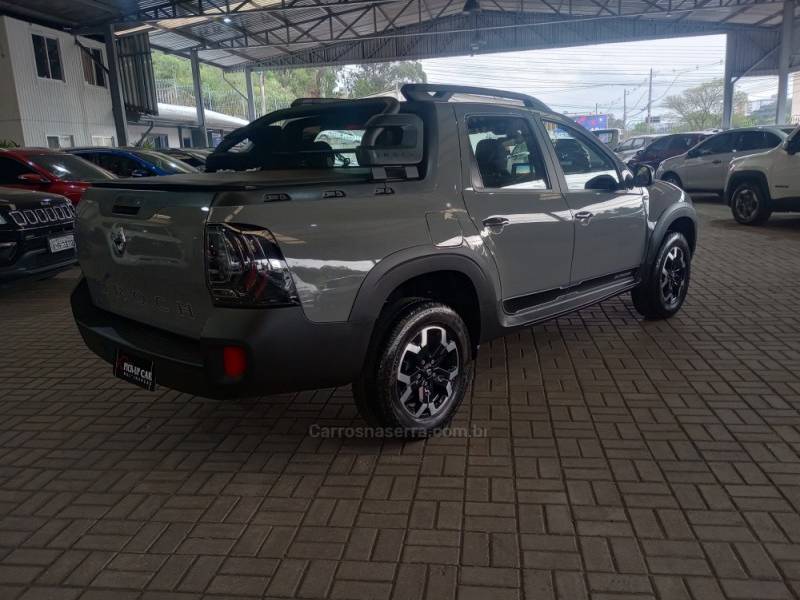 RENAULT - DUSTER OROCH - 2023/2024 - Cinza - R$ 125.000,00