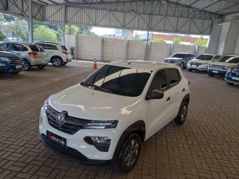 RENAULT - KWID - 2023/2024 - Branca - R$ 60.000,00