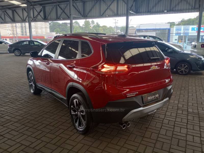 CHEVROLET - TRACKER - 2022/2022 - Vermelha - R$ 147.000,00