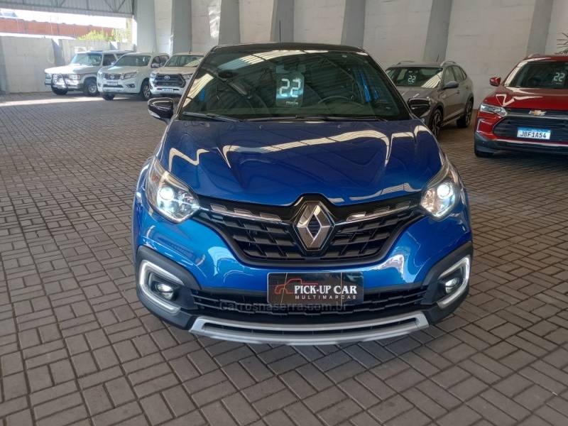 RENAULT - CAPTUR - 2021/2022 - Azul - R$ 110.000,00