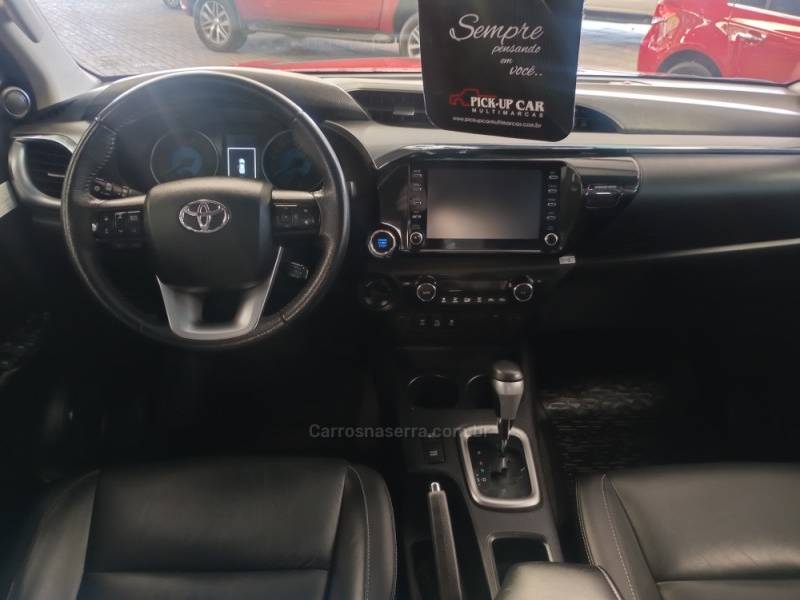 TOYOTA - HILUX - 2020/2020 - Vermelha - R$ 223.000,00