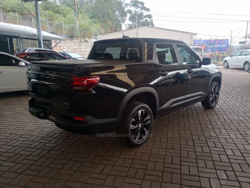 CHEVROLET - MONTANA - 2023/2024 - Preta - R$ 116.000,00