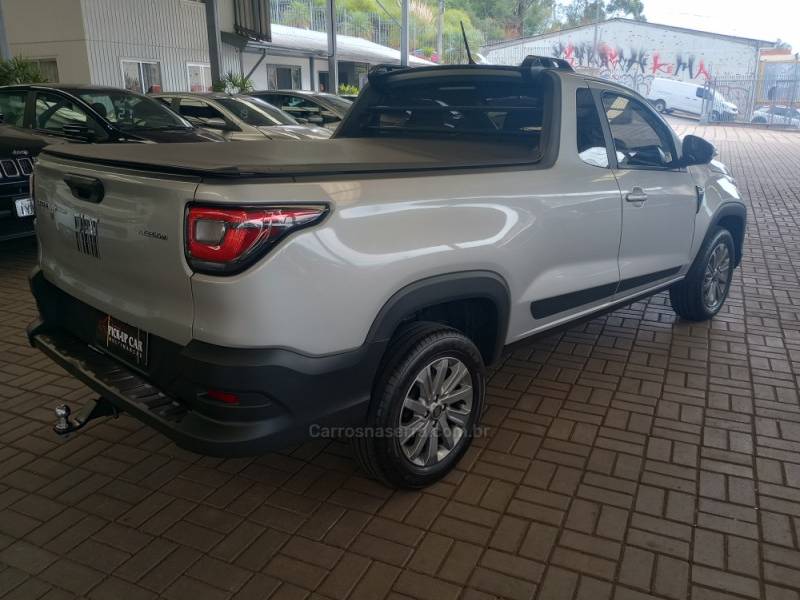 FIAT - STRADA - 2020/2021 - Prata - R$ 90.000,00