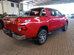 TOYOTA - HILUX - 2016/2016 - Vermelha - R$ 203.000,00