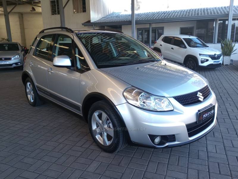 SUZUKI - SX4 - 2012/2012 - Prata - R$ 46.900,00