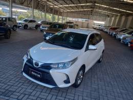 TOYOTA - YARIS - 2024/2025 - Branca - R$ 122.000,00