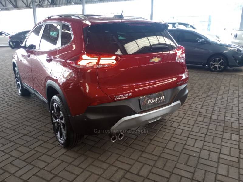 CHEVROLET - TRACKER - 2022/2022 - Vermelha - R$ 147.000,00