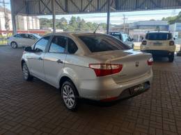 FIAT - GRAND SIENA - 2017/2018 - Prata - R$ 48.000,00