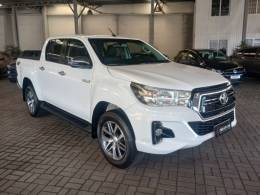 TOYOTA - HILUX - 2019/2020 - Branca - R$ 223.000,00