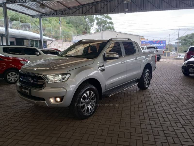 FORD - RANGER - 2021/2021 - Prata - R$ 205.000,00