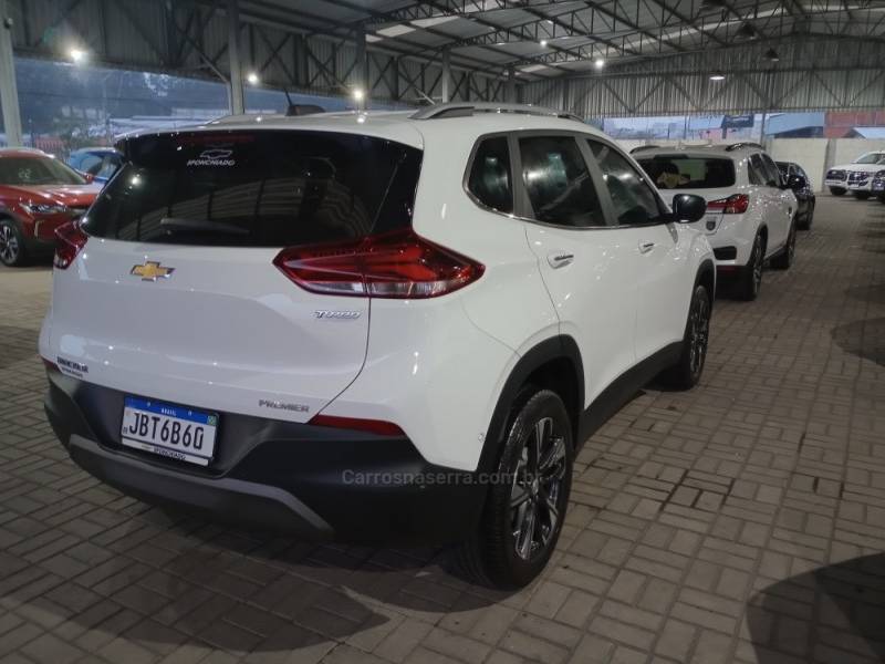 CHEVROLET - TRACKER - 2022/2023 - Branca - R$ 135.000,00