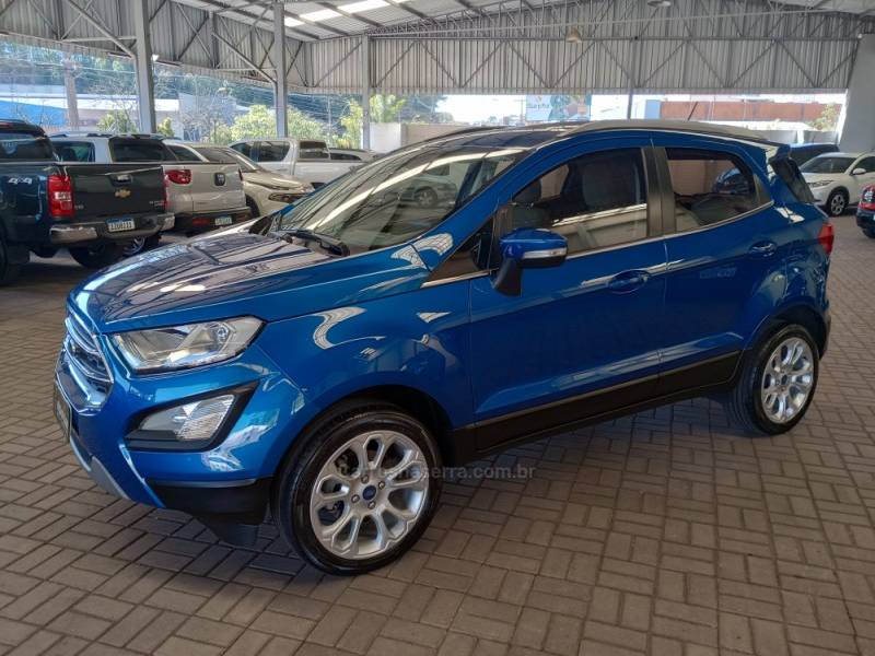 FORD - ECOSPORT - 2017/2018 - Azul - R$ 82.000,00