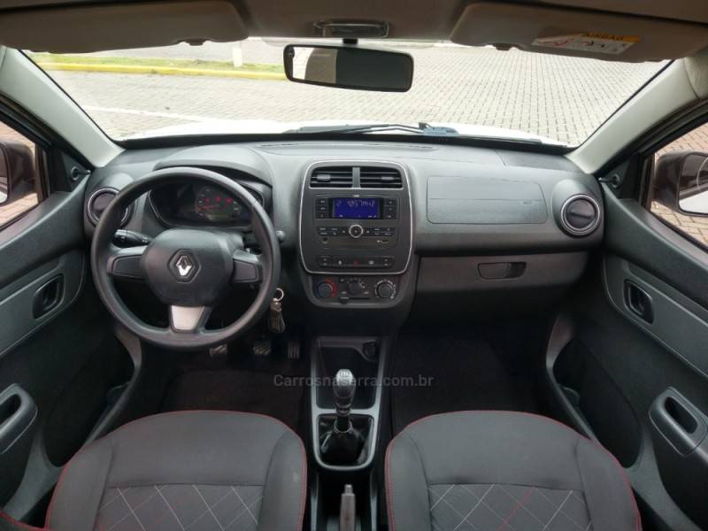 RENAULT - KWID - 2018/2019 - Branca - R$ 41.000,00