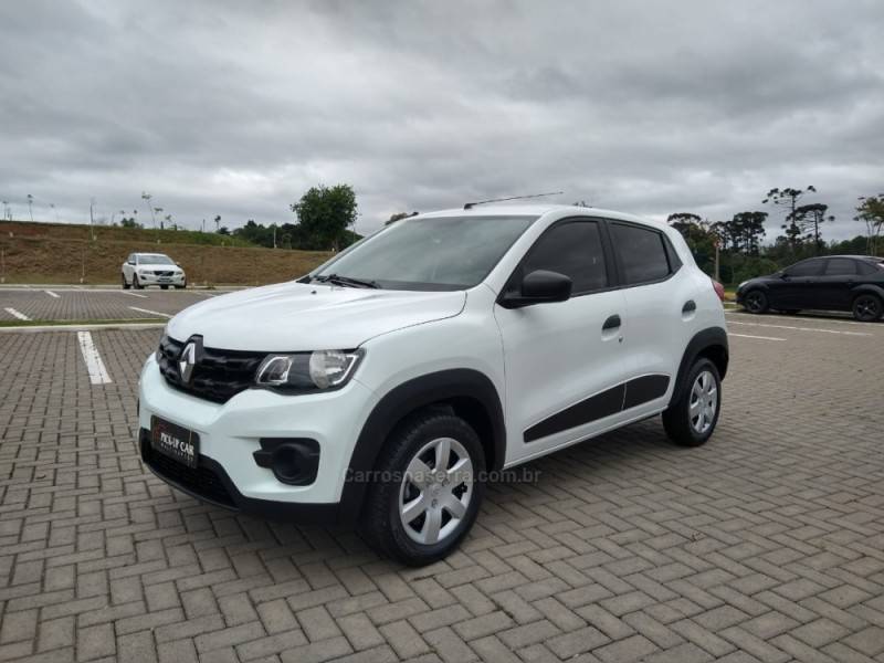 RENAULT - KWID - 2018/2019 - Branca - R$ 41.000,00