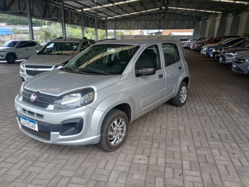 FIAT - UNO - 2021/2021 - Prata - R$ 53.000,00