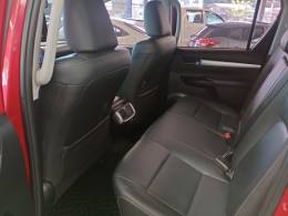 TOYOTA - HILUX - 2016/2016 - Vermelha - R$ 203.000,00