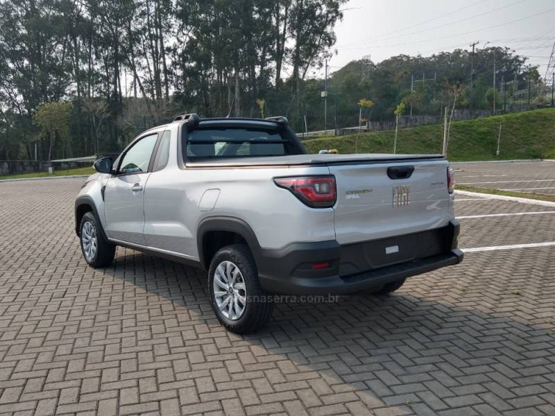 FIAT - STRADA - 2024/2025 - Prata - R$ 103.000,00