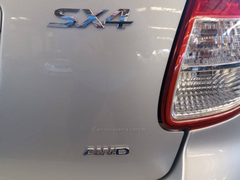 SUZUKI - SX4 - 2012/2012 - Prata - R$ 46.900,00