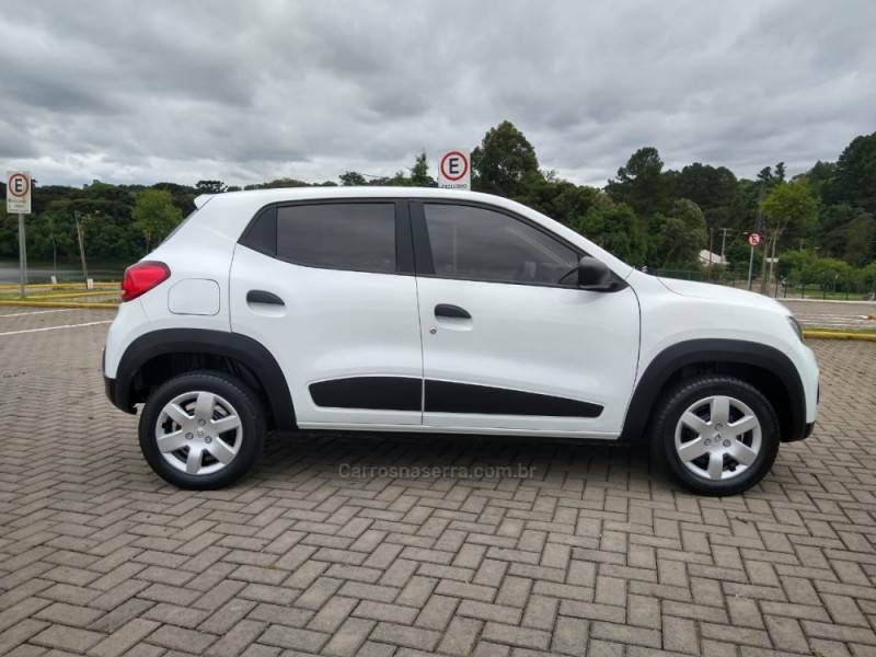 RENAULT - KWID - 2018/2019 - Branca - R$ 41.500,00