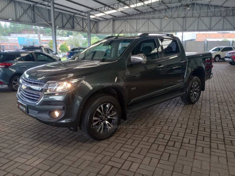 CHEVROLET - S10 - 2019/2020 - Cinza - R$ 205.000,00