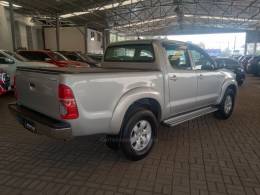 TOYOTA - HILUX - 2014/2014 - Prata - R$ 122.000,00