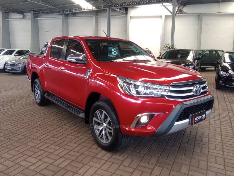 TOYOTA - HILUX - 2016/2016 - Vermelha - R$ 202.000,00