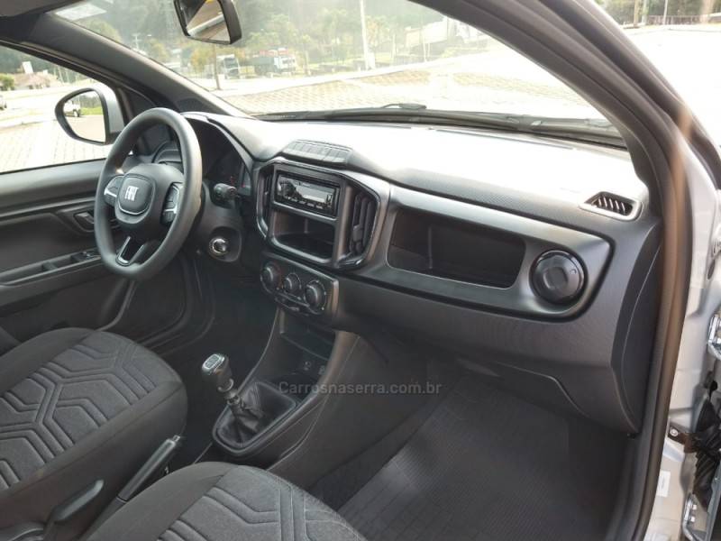 FIAT - STRADA - 2024/2025 - Prata - R$ 103.000,00