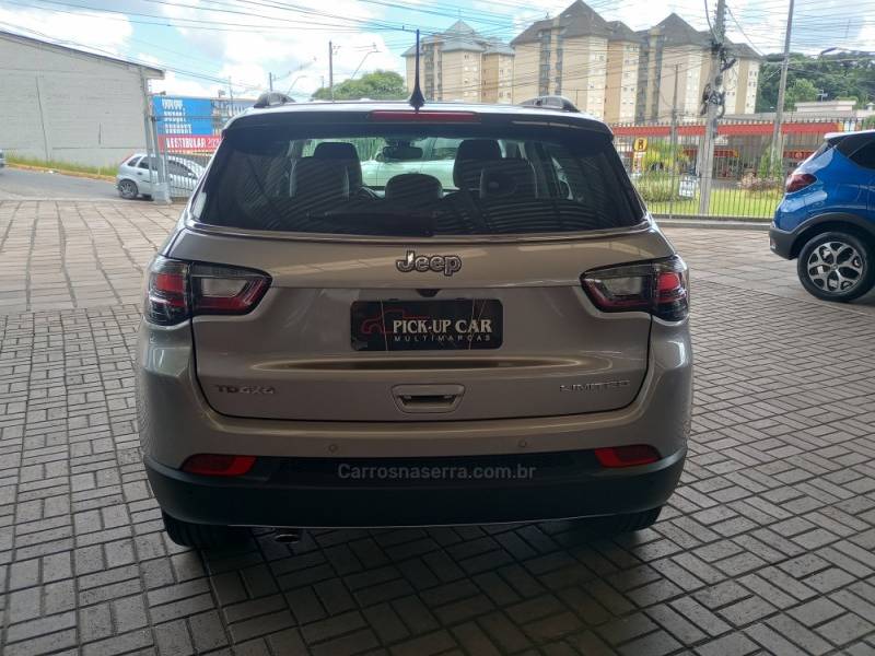 JEEP - COMPASS - 2022/2023 - Prata - R$ 190.000,00