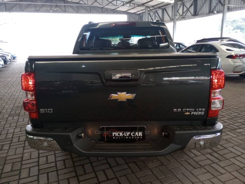 CHEVROLET - S10 - 2019/2020 - Cinza - R$ 205.000,00