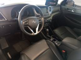 HYUNDAI - TUCSON - 2017/2018 - Branca - R$ 115.000,00