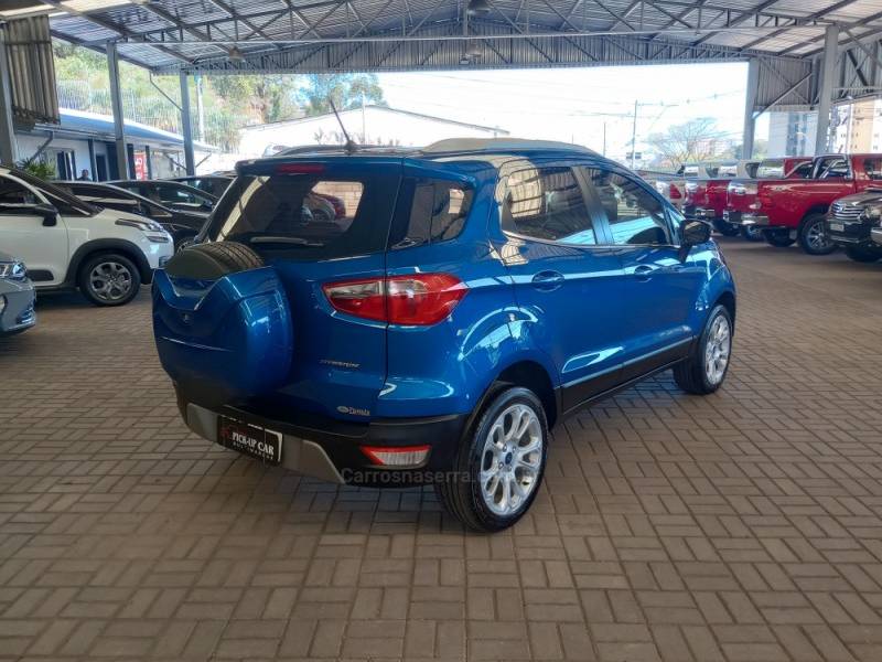 FORD - ECOSPORT - 2017/2018 - Azul - R$ 82.000,00