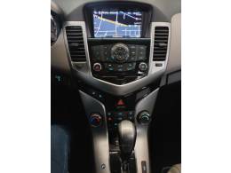 CHEVROLET - CRUZE - 2013/2014 - Branca - R$ 70.000,00