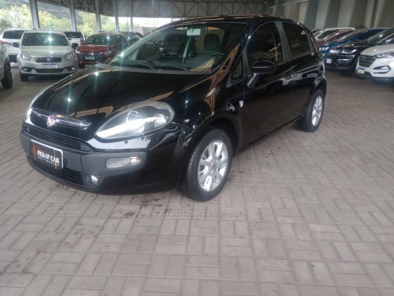 FIAT - PUNTO - 2015/2016 - Preta - R$ 48.000,00