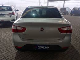 FIAT - GRAND SIENA - 2017/2018 - Prata - R$ 48.000,00